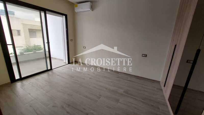 Duplex S+3 avec jardin à La Soukra